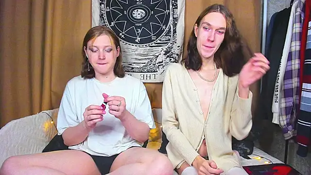 Snapshot of Calvin_and_Kevin chatting on 20, 2, 2025 Calvin and Kevin online show from 20, 2, 2025