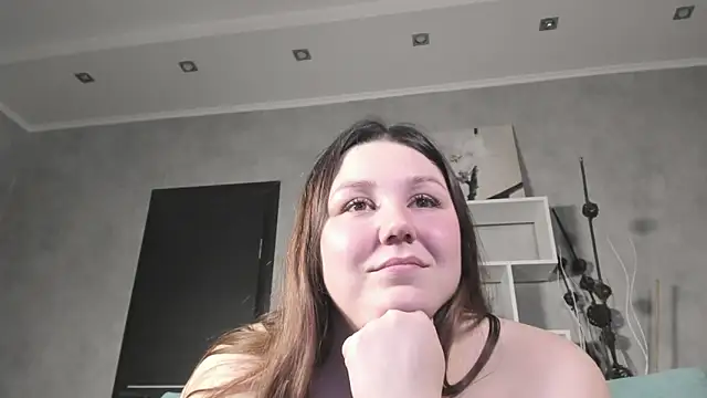 Snapshot of Ruth_Oliver chatting on 8, 12, 2024 Ruth Oliver online show from 8, 12, 2024