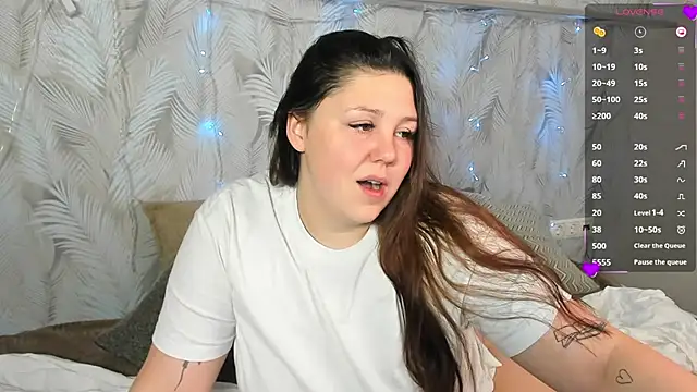 Snapshot of Ruth_Oliver chatting on 28, 12, 2024 Ruth Oliver online show from 28, 12, 2024