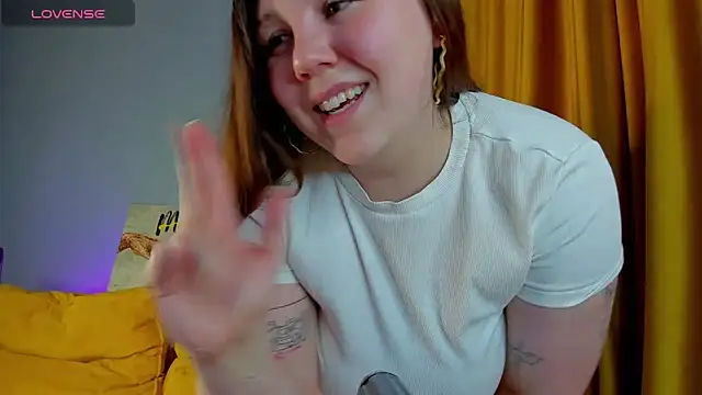 Snapshot of Ruth_Oliver chatting on 18, 1, 2025 Ruth Oliver online show from 18, 1, 2025