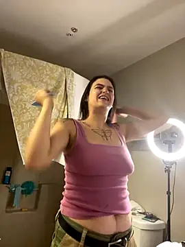 Snapshot of SafeinouterSpace chatting on 30, 9, 2025 SafeinouterSpace online show from 30, 9, 2025