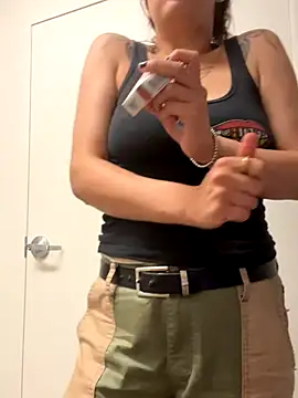 Snapshot of SafeinouterSpace chatting on 1, 10, 2025 SafeinouterSpace online show from 1, 10, 2025