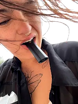 Snapshot of SafeinouterSpace chatting on 9, 10, 2025 SafeinouterSpace online show from 9, 10, 2025