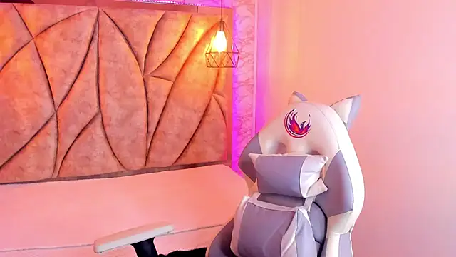 Queen perla  online show from 17, 1, 2025