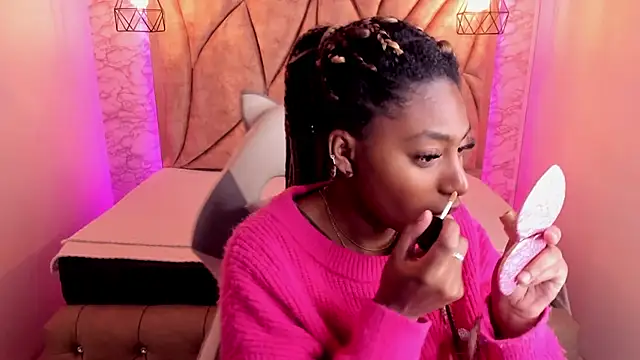 Queen perla  online show from 22, 1, 2025