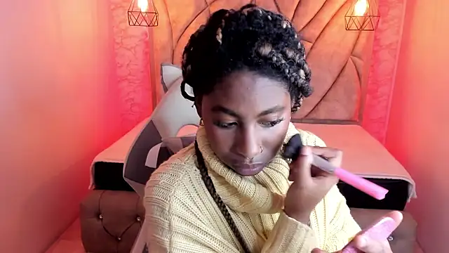 Queen perla  online show from 22, 2, 2025