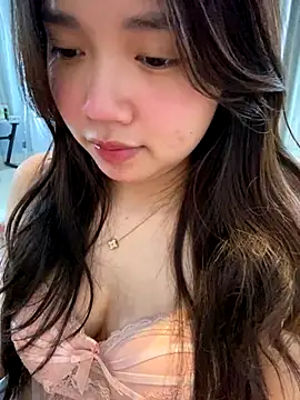 Hotellinh12 online show from 18, 12, 2025