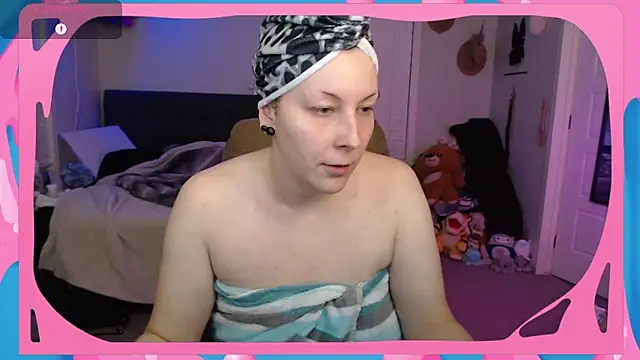 Snapshot of CirqueNoirBlu chatting on 29, 11, 2025 CirqueNoirBlu online show from 29, 11, 2025