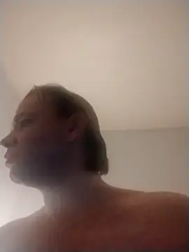 Snapshot of JamesIII1984 chatting on 8, 4, 2026 JamesIII1984 online show from 8, 4, 2026