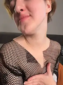 Snapshot of pink8ty chatting on 14, 11, 2025 pink8ty online show from 14, 11, 2025