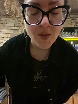 peachgirlmartyna online show from 18, 2, 2026