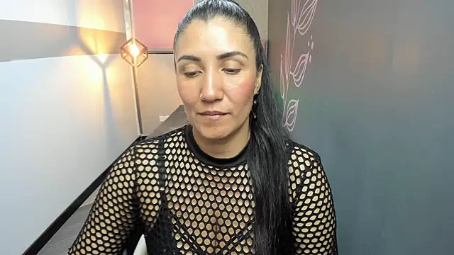 Snapshot of GiaFox_ chatting on 19, 3, 2025 GiaFox online show from 19, 3, 2025