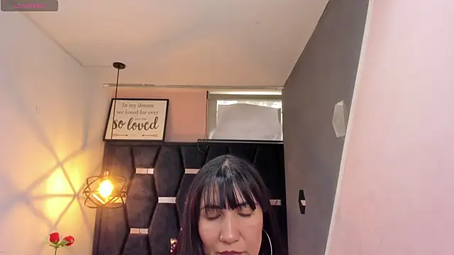 Snapshot of GiaFox_ chatting on 8, 9, 2025 GiaFox online show from 8, 9, 2025