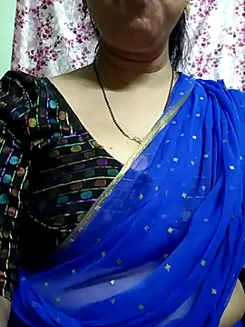 Rosy-B online show from 4, 1, 2025