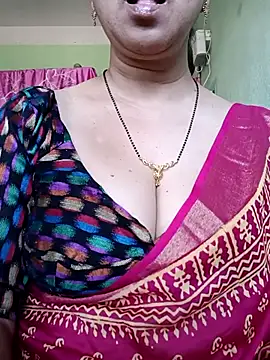 Rosy-B online show from 4, 3, 2025