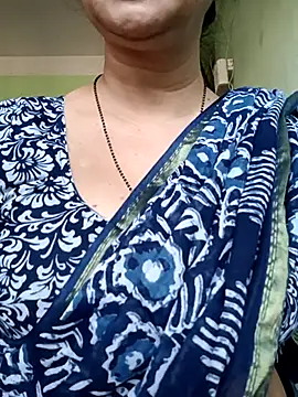 Rosy-B online show from 5, 3, 2025