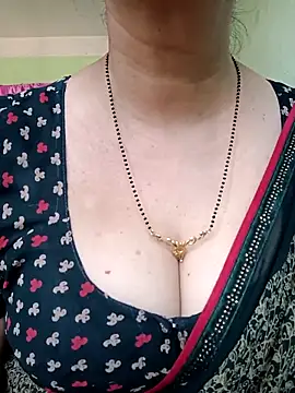 Rosy-B online show from 6, 3, 2025