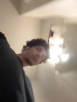 Clearlytothepoint420 online show from 15, 2, 2025