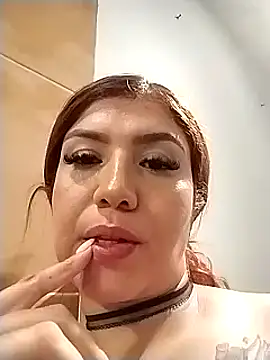 Snapshot of AriaRusso chatting on 9, 1, 2025 AriaRusso online show from 9, 1, 2025