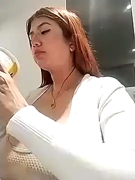 Snapshot of AriaRusso chatting on 18, 2, 2025 AriaRusso online show from 18, 2, 2025