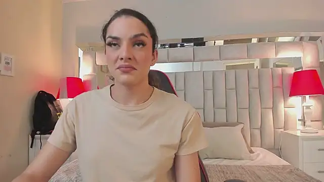 mariiahneedles online show from 23, 10, 2025