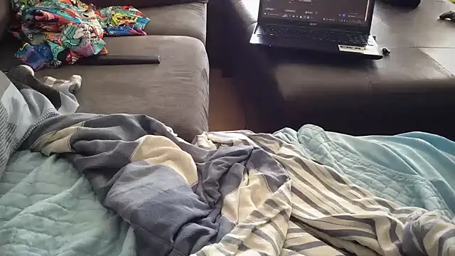 Snapshot of spundaddylive chatting on 16, 2, 2025 spundaddylive online show from 16, 2, 2025