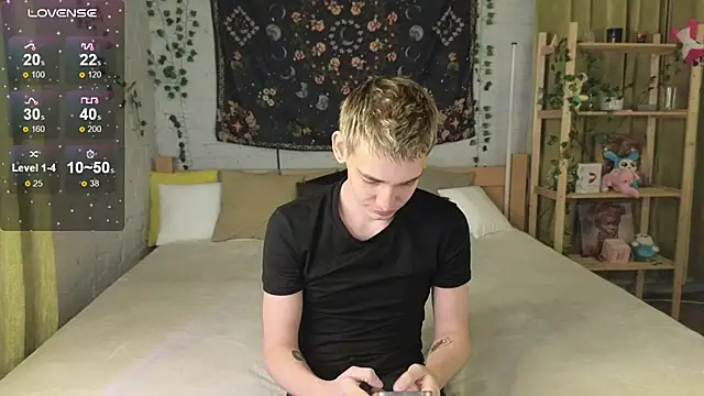 Snapshot of Nick_Win chatting on 15, 11, 2025 Nick Win online show from 15, 11, 2025