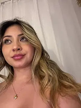 SaraFerreira online show from 18, 3, 2025