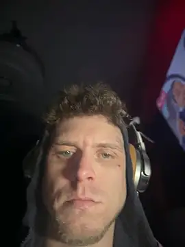 Snapshot of traejddd chatting on 3, 6, 2026 traejddd online show from 3, 6, 2026