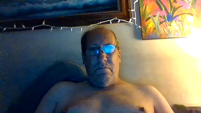 Snapshot of hornyrich69 chatting on 3, 5, 2026 hornyrich69 online show from 3, 5, 2026