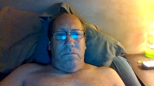 Snapshot of hornyrich69 chatting on 13, 5, 2026 hornyrich69 online show from 13, 5, 2026