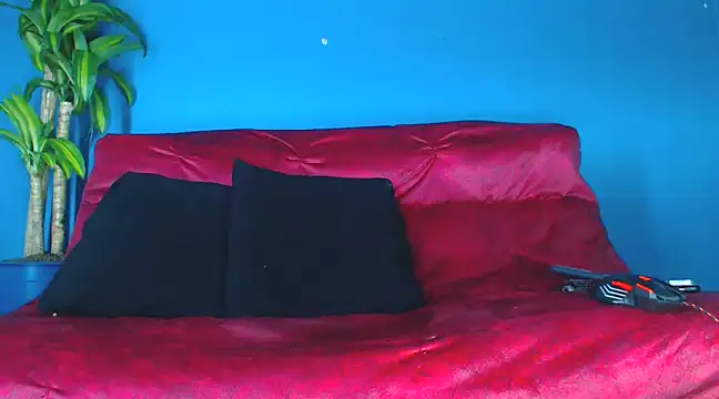 Mracialatina online show from 7, 2, 2025