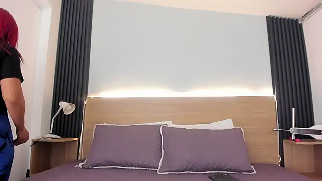 Chiqui milk  online show from 17, 9, 2025