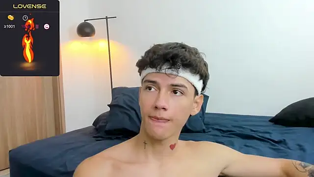 Snapshot of badboy_one_ chatting on 17, 2, 2025 badboy one  online show from 17, 2, 2025