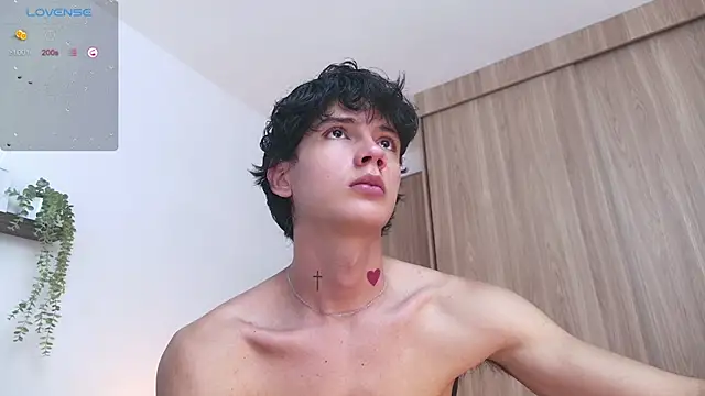 Snapshot of badboy_one_ chatting on 19, 9, 2025 badboy one  online show from 19, 9, 2025