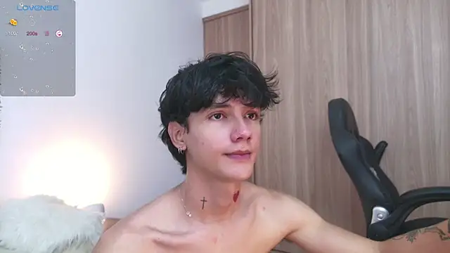 Snapshot of badboy_one_ chatting on 27, 9, 2025 badboy one  online show from 27, 9, 2025