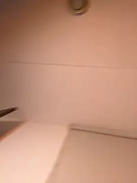 isarhodes  online show from 2, 12, 2025