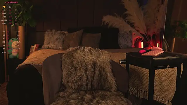 LinaKinky online show from 11, 12, 2024