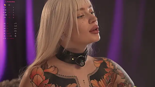 LinaKinky online show from 14, 3, 2025