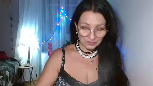 Snapshot of KeisyNeonX chatting on 22, 9, 2025 KeisyNeonX online show from 22, 9, 2025