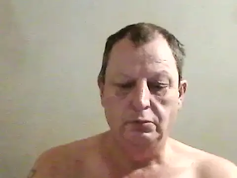 Snapshot of chubbybear2cum chatting on 4, 12, 2024 chubbybear2cum online show from 4, 12, 2024