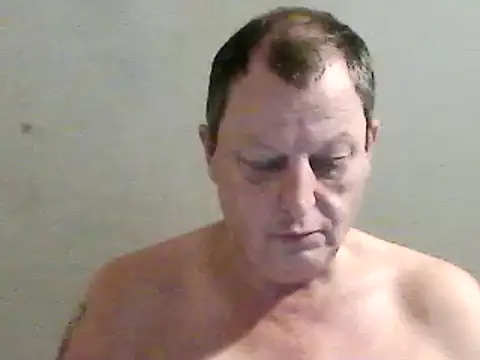 Snapshot of chubbybear2cum chatting on 8, 12, 2024 chubbybear2cum online show from 8, 12, 2024