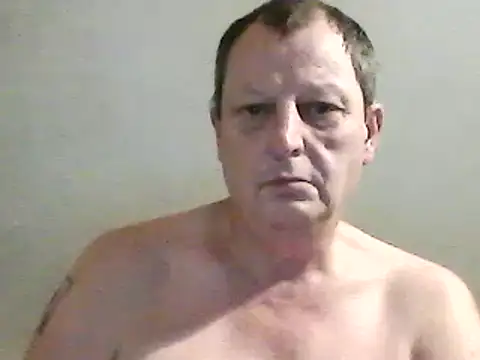 Snapshot of chubbybear2cum chatting on 11, 12, 2024 chubbybear2cum online show from 11, 12, 2024