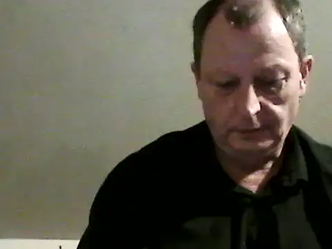 Snapshot of chubbybear2cum chatting on 3, 2, 2025 chubbybear2cum online show from 3, 2, 2025