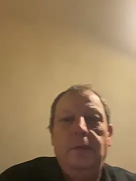 Snapshot of chubbybear2cum chatting on 19, 11, 2025 chubbybear2cum online show from 19, 11, 2025