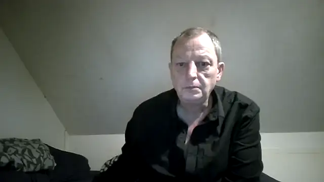 Snapshot of chubbybear2cum chatting on 14, 12, 2025 chubbybear2cum online show from 14, 12, 2025