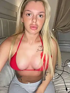 Snapshot of IrishTeenBarbie69 chatting on 20, 9, 2025 IrishTeenBarbie69 online show from 20, 9, 2025