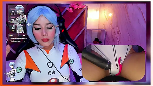 Snapshot of SweetieCloe_ chatting on 12, 9, 2025 SweetieCloe online show from 12, 9, 2025