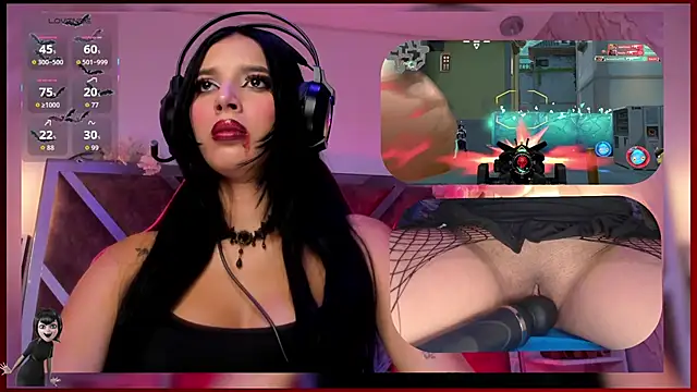 Snapshot of SweetieCloe_ chatting on 15, 10, 2025 SweetieCloe online show from 15, 10, 2025