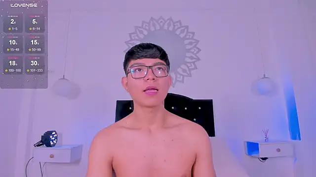 CodyTwink online show from 18, 9, 2025